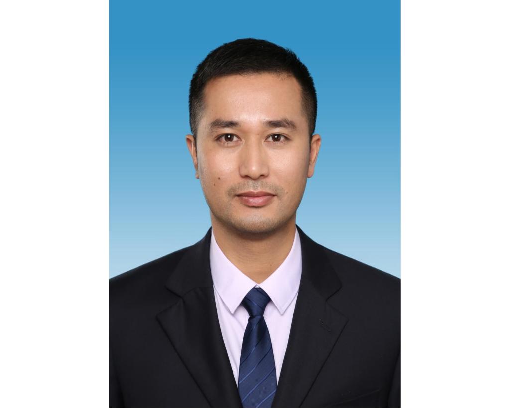 章卫钢 高级实验师